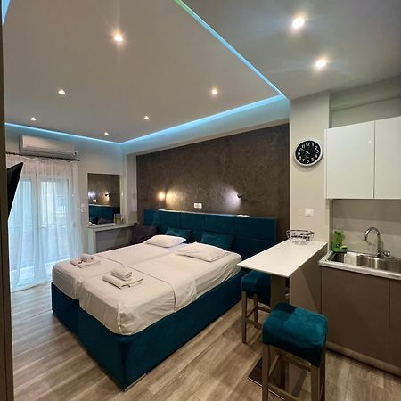 Emerald Lux Apartment Atene Esterno foto