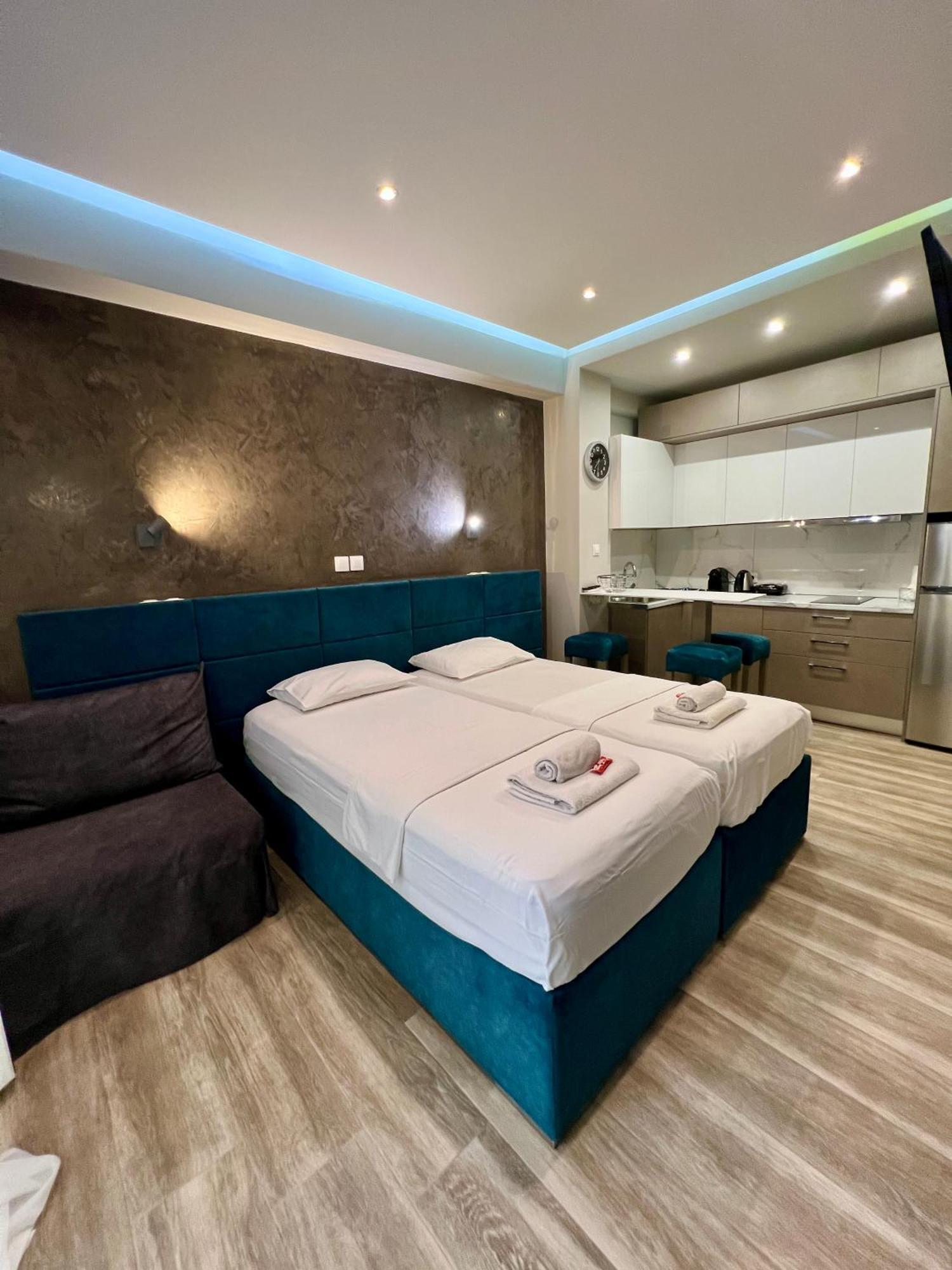 Emerald Lux Apartment Atene Esterno foto