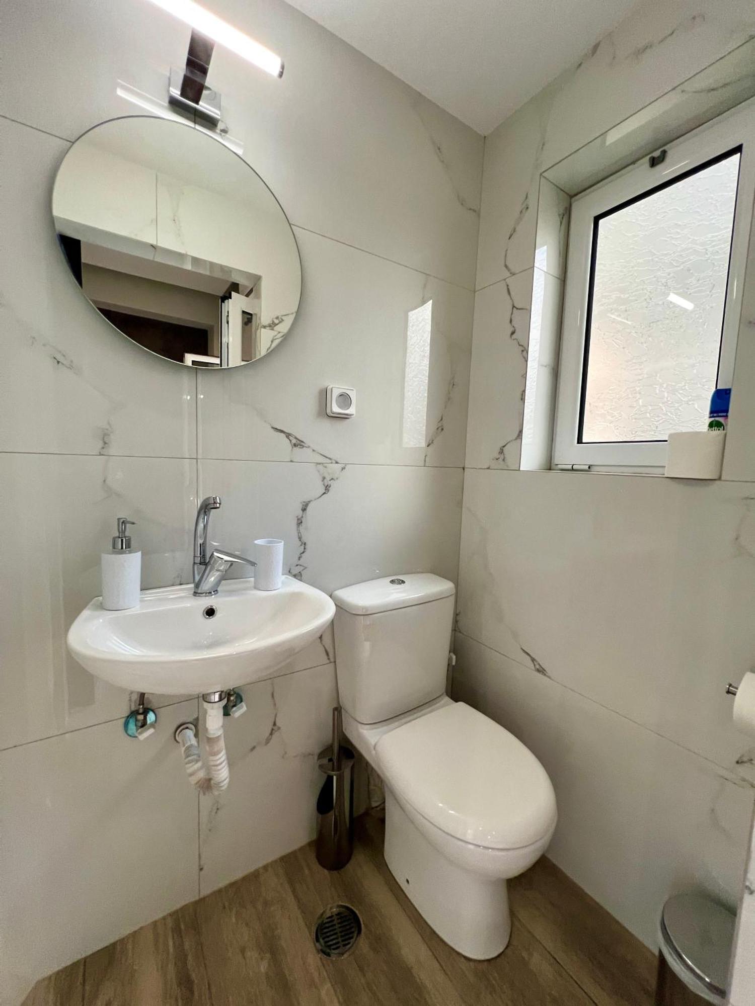 Emerald Lux Apartment Atene Esterno foto