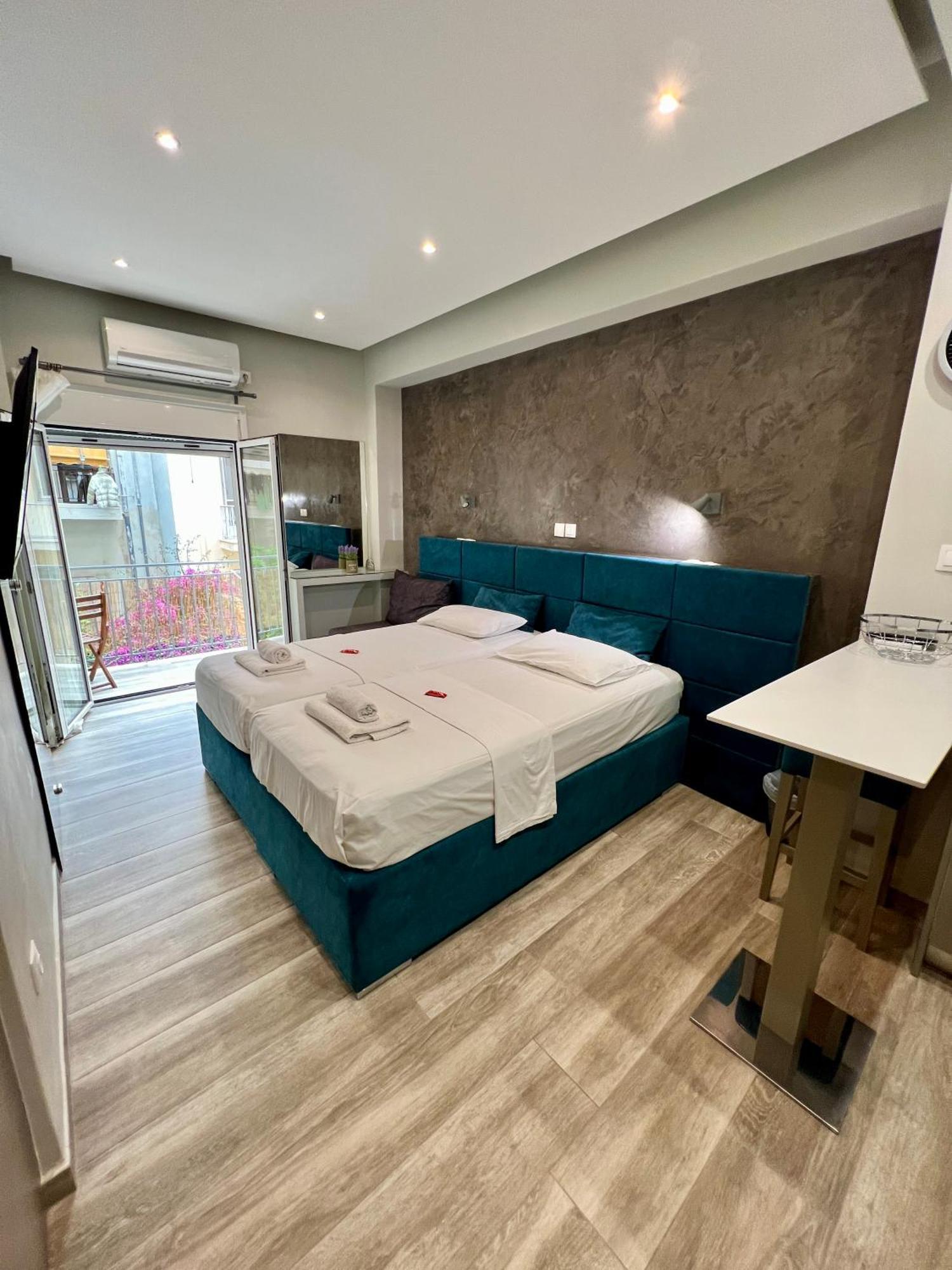 Emerald Lux Apartment Atene Esterno foto